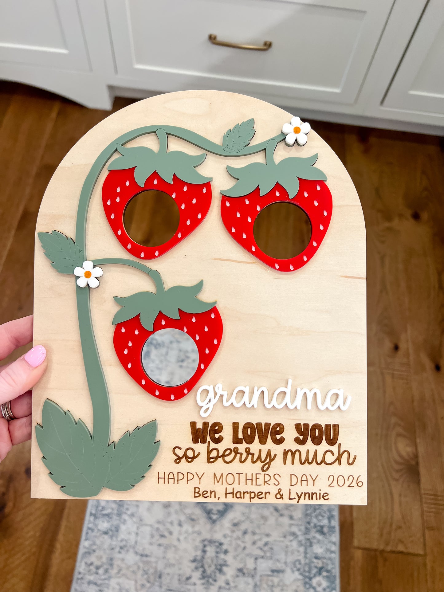 Mother’s Day Berry Frame